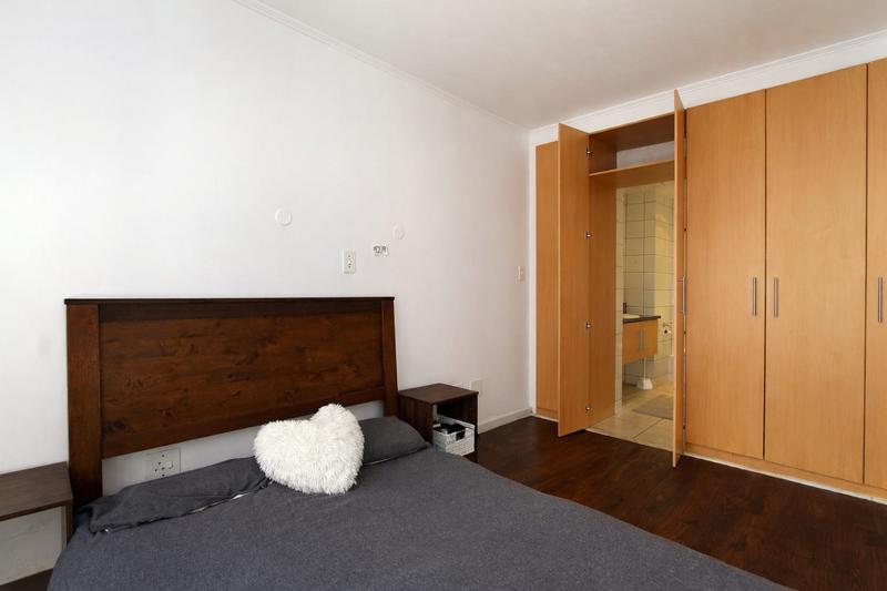 1 Bedroom Property for Sale in Claremont Western Cape